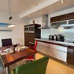 Beachside 2-Zimmer-Wohnung Mit Meerblick